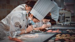 咖啡和西点,哪个更适合女生学习呢?去哪里可以学?